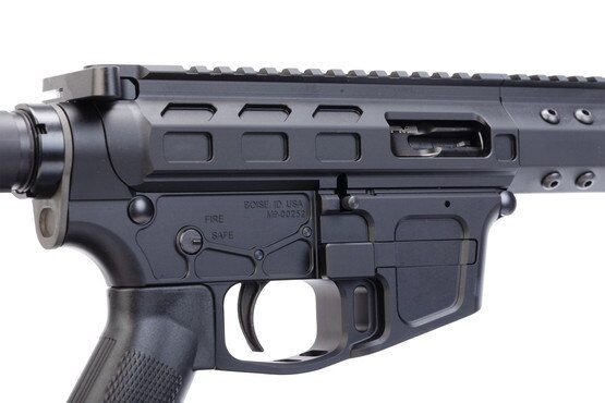 Lightweight pistol caliber carbine with FM9 BCG.